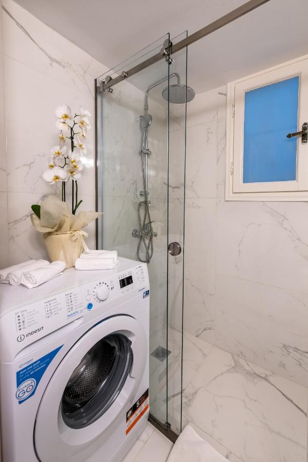 Medluxe Luxury Apartment ! 雅典 外观 照片
